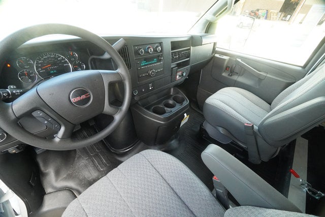 2026 GMC Savana Cutaway 4500 2WT