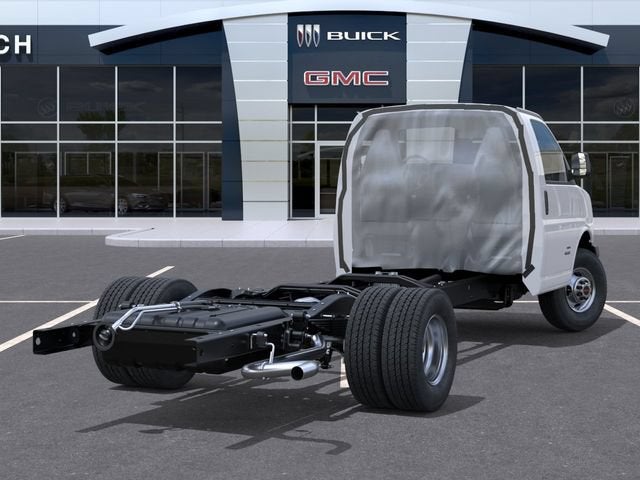 2026 GMC Savana Cutaway 4500 2WT