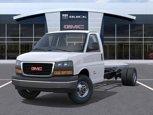 2026 GMC Savana Cutaway 4500 2WT