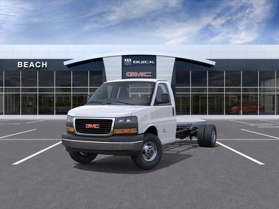 2026 GMC Savana Cutaway 4500 2WT
