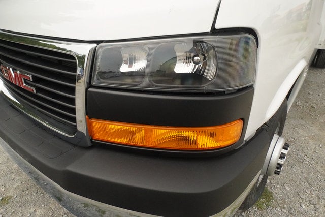 2026 GMC Savana Cutaway 4500 2WT