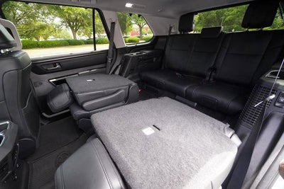 2024 Toyota Sequoia SR5