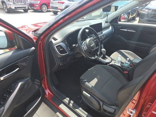 2023 Kia Seltos S