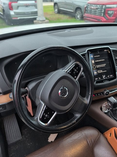 2021 Volvo XC90 Momentum