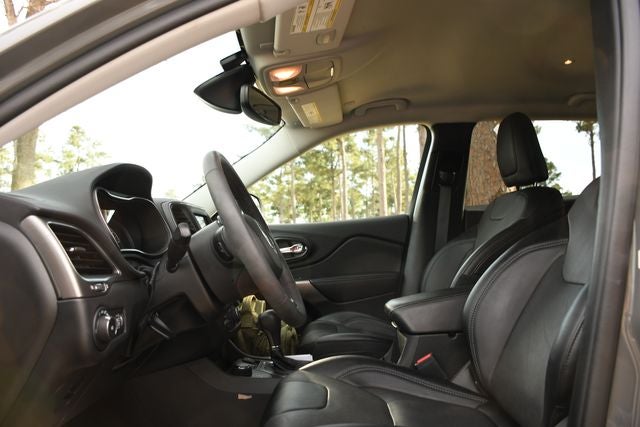 2022 Jeep Cherokee Latitude Lux