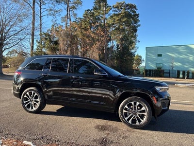 2022 Jeep Grand Cherokee Overland