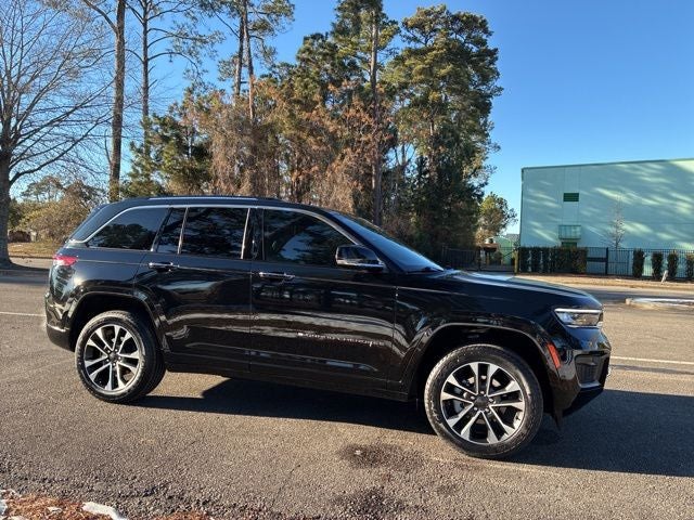 2022 Jeep Grand Cherokee Overland