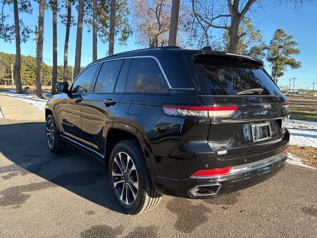 2022 Jeep Grand Cherokee Overland