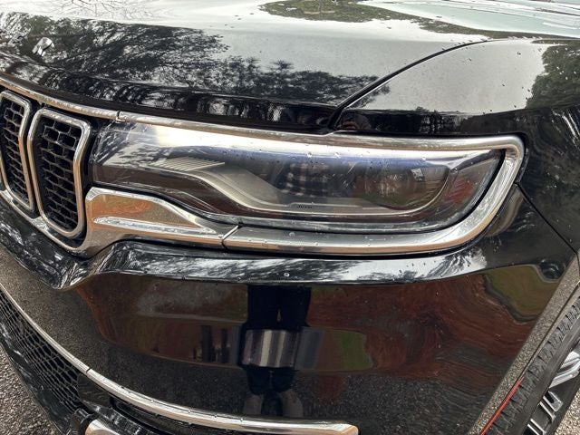 2023 Jeep Wagoneer Base