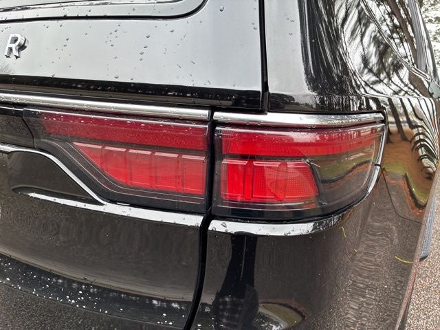 2023 Jeep Wagoneer Base