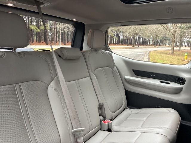 2023 Jeep Wagoneer Base