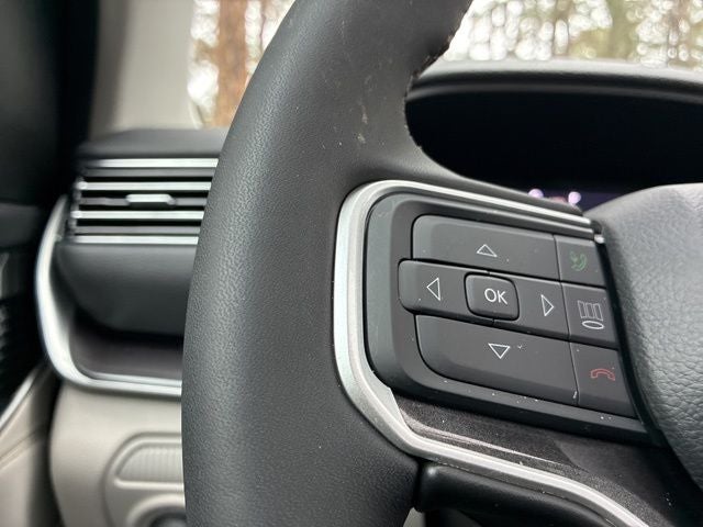 2023 Jeep Wagoneer Base