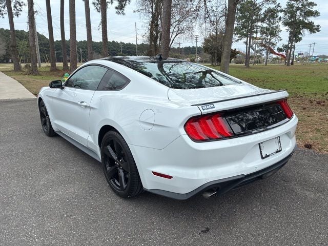 2022 Ford Mustang EcoBoost