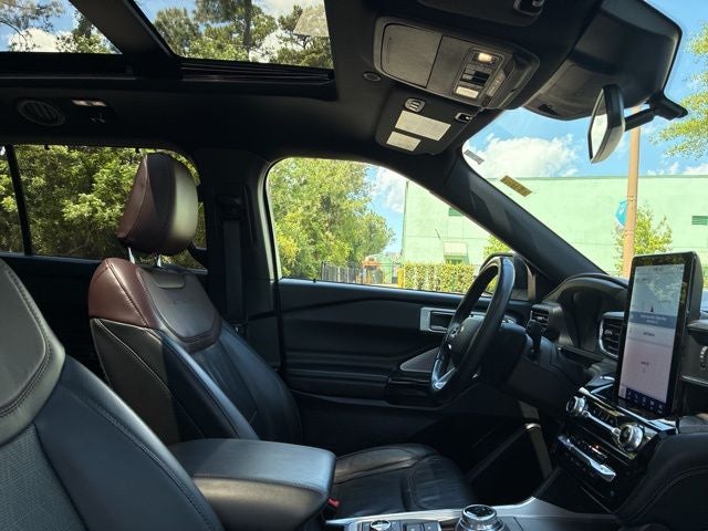 2022 Ford Explorer Platinum