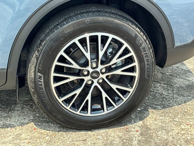 2024 Ford Escape Plug-In Hybrid Base