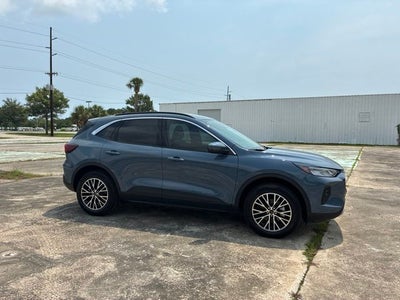 2024 Ford Escape Plug-In Hybrid Base