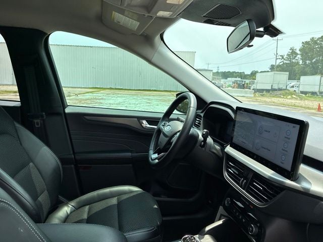 2024 Ford Escape Plug-In Hybrid Base