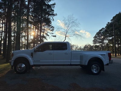 2022 Ford F-450SD Lariat DRW