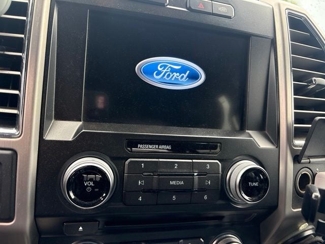 2016 Ford F-150 Platinum
