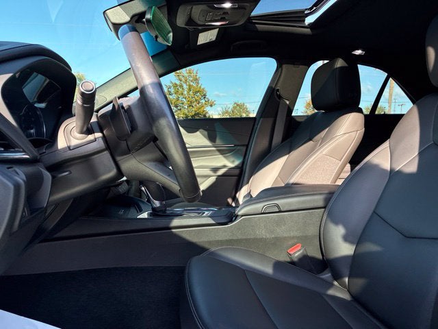 2023 Cadillac CT4 Luxury