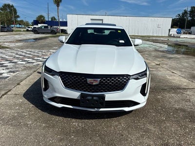 2022 Cadillac CT4 Luxury