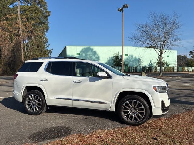 2023 GMC Acadia Denali