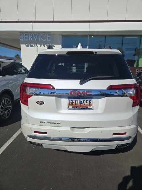 2023 GMC Acadia Denali