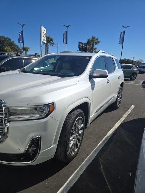 2023 GMC Acadia Denali