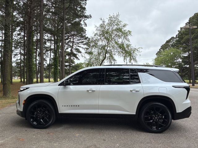 2025 Chevrolet Traverse RS