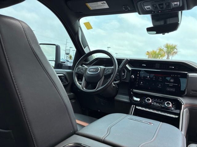 2025 GMC Sierra 2500HD AT4