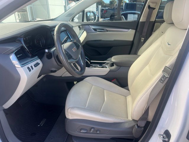 2022 Cadillac XT5 Premium Luxury