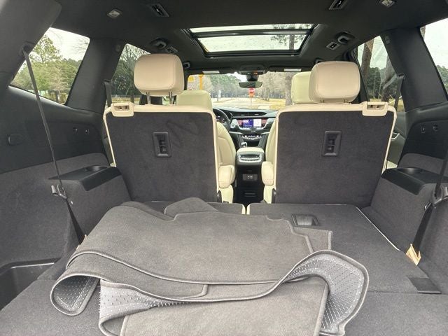 2025 Cadillac XT6 Sport