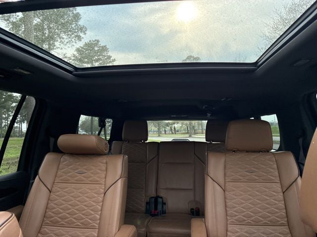 2022 Cadillac Escalade ESV Premium