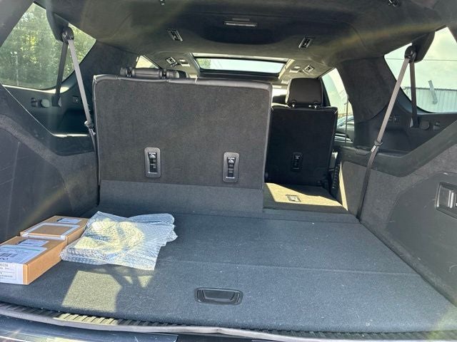 2025 Cadillac Escalade ESV V-Series