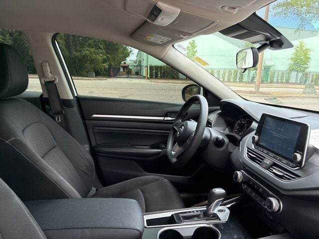 2021 Nissan Altima 2.5 SV