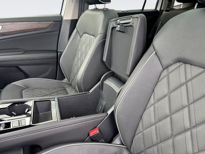 2025 Volkswagen Atlas 2.0T SEL Premium R-Line