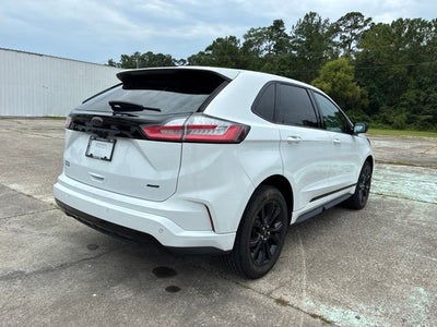 2024 Ford Edge SE
