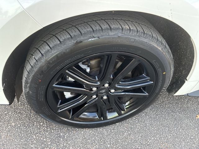 2023 Ford Edge ST Line