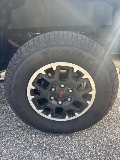2025 Toyota Tacoma TRD Off-Road