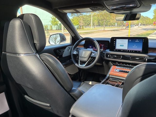 2025 Lincoln Aviator Black Label