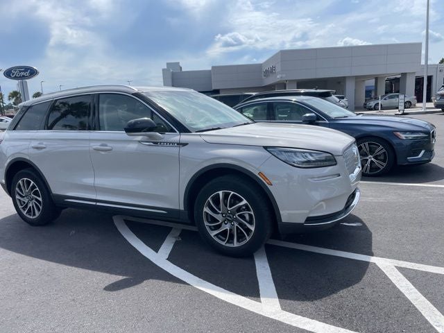 2022 Lincoln Corsair Standard