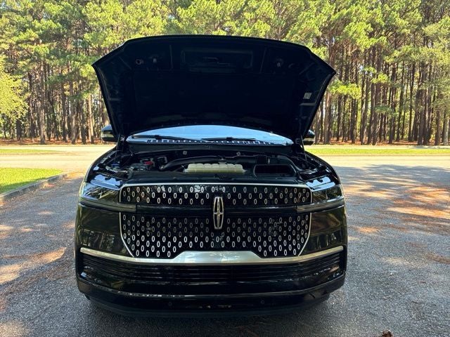 2025 Lincoln Navigator L Reserve