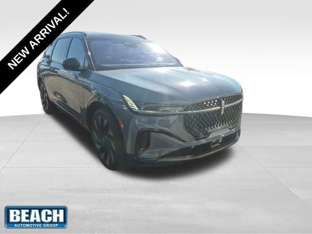 2025 Lincoln Nautilus Reserve