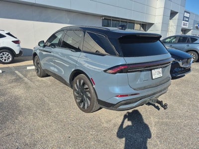 2025 Lincoln Nautilus Reserve