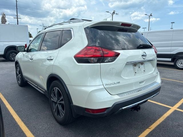 2017 Nissan Rogue SL
