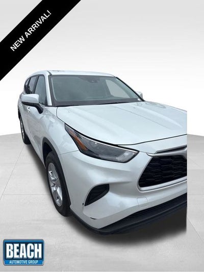 2023 Toyota Highlander L