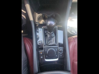 2022 Mazda Mazda3 Carbon Edition