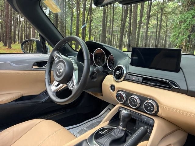 2025 Mazda Mazda MX-5 Miata RF Grand Touring