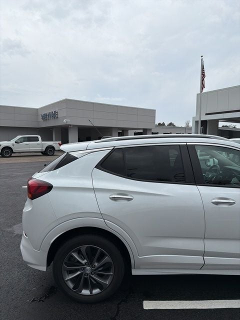 2022 Buick Encore GX Select