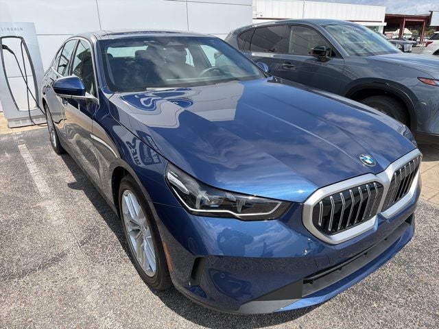 2024 BMW 5 Series 530i